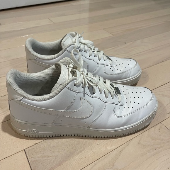 Air Force 1’s - Picture 3 of 3